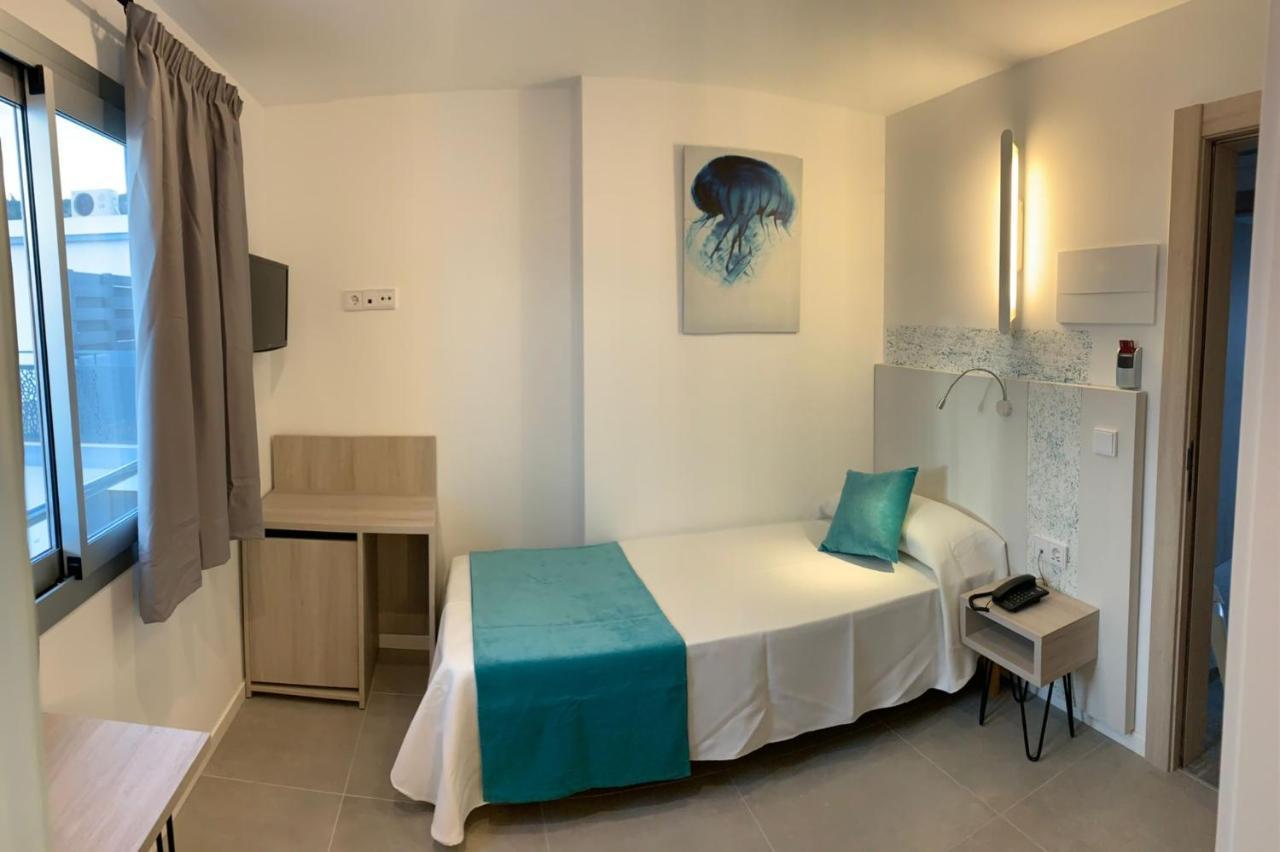 Hotel Brisa - Adults Only سان أنطونيو المظهر الخارجي الصورة