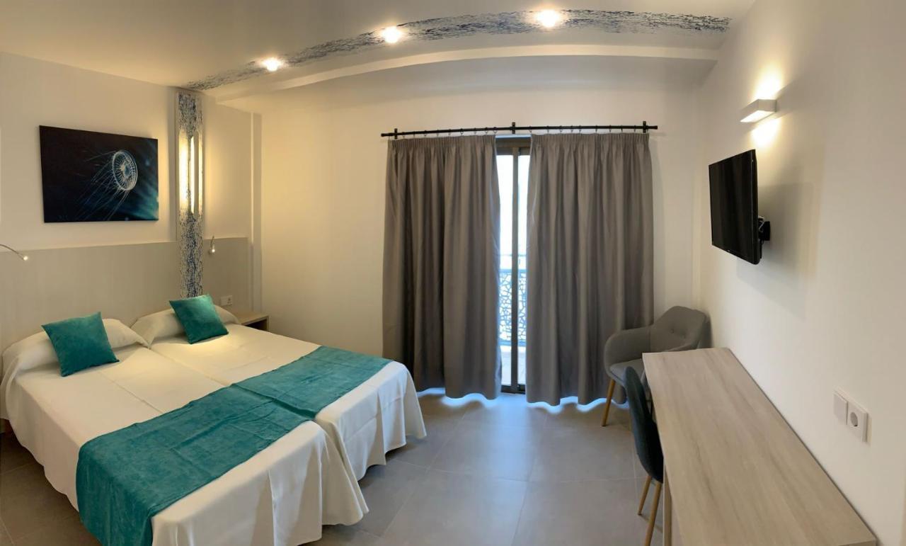 Hotel Brisa - Adults Only سان أنطونيو المظهر الخارجي الصورة