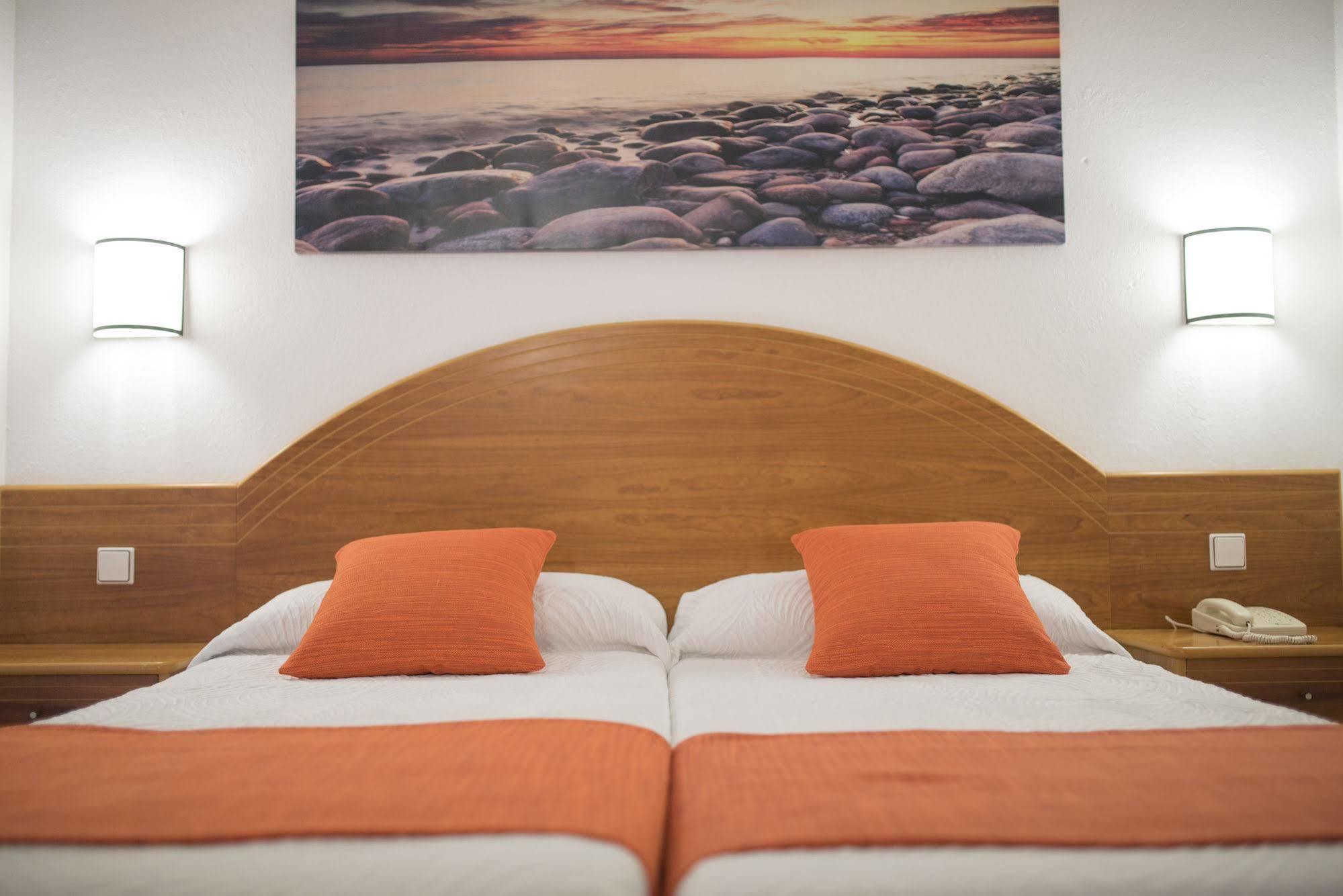 Hotel Brisa - Adults Only سان أنطونيو المظهر الخارجي الصورة