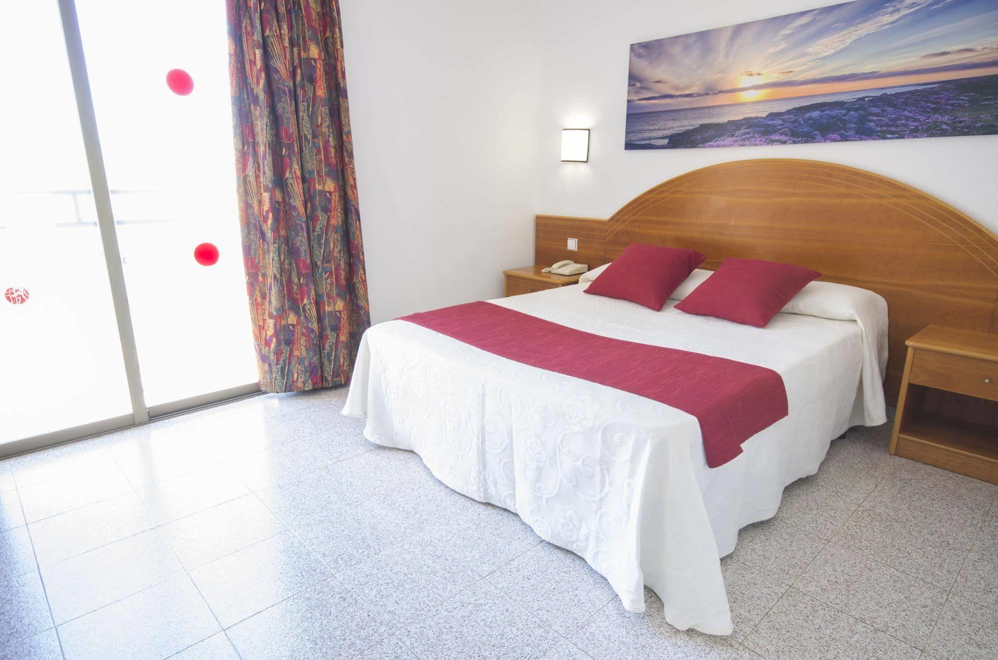 Hotel Brisa - Adults Only سان أنطونيو المظهر الخارجي الصورة